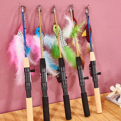 Cat Fishing Pole Toy, Retractable Wand Cat Toy with Reel, Cat Fishing Rod & Feather Toy, Interactive Cat Teaser Wand Toy for Indoor Cats Random Color 1PC