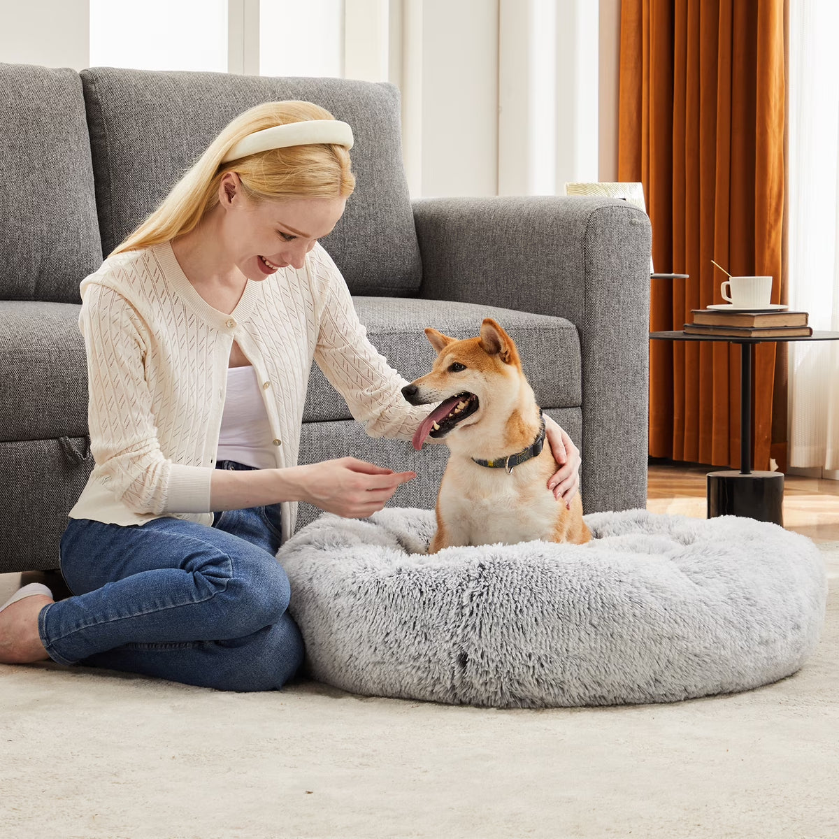 Calming Donut Dog & Cat Bed, 20 Inches round Fluffy Dog Beds for Medium Dogs, Anti-Anxiety Plush Dog Bed, Machine Washable Pet Bed, Gray